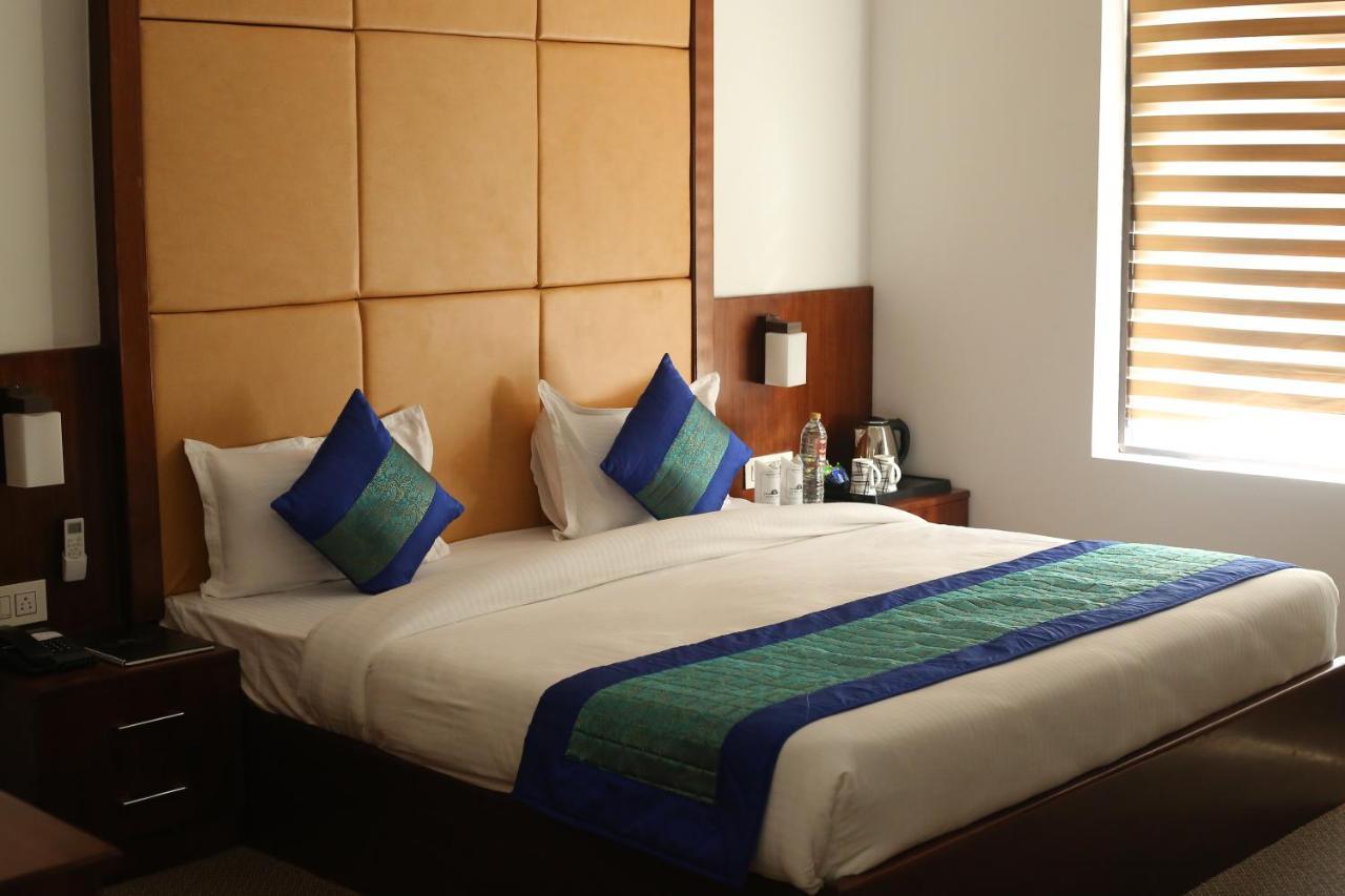 Inter Urban Hotel Rohtak Eksteriør billede